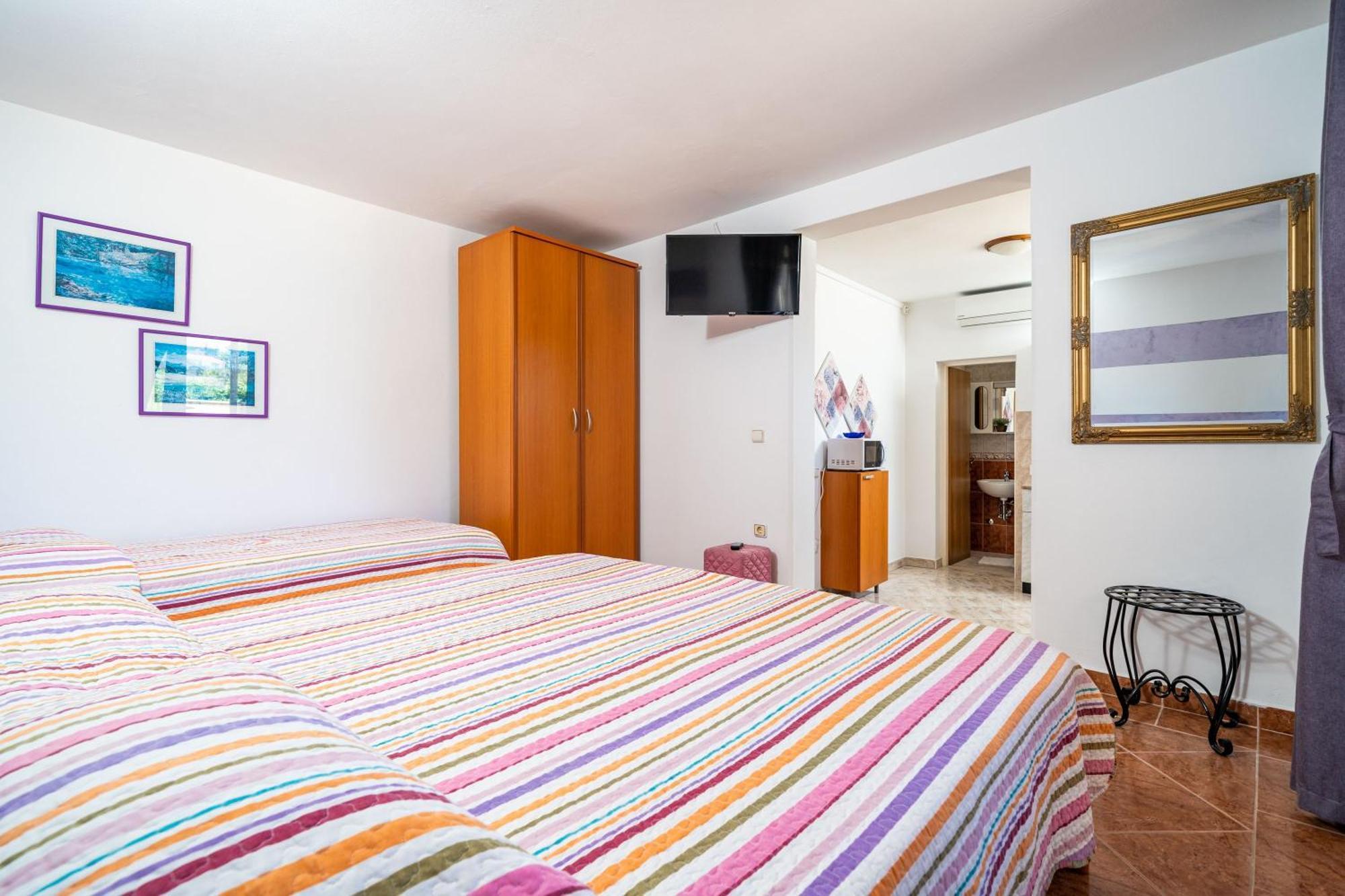 Apartments Nikolina Lumbarda Habitación foto